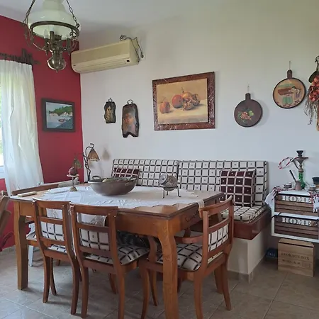 Holiday With Nice Garden * Karystos (Evia)